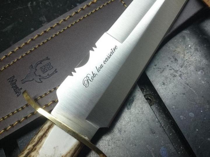 Gravure plaque personnalisée Avignon