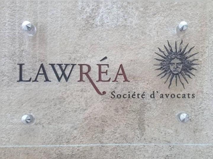 Plaques et étiquettes boîte aux lettres Avignon